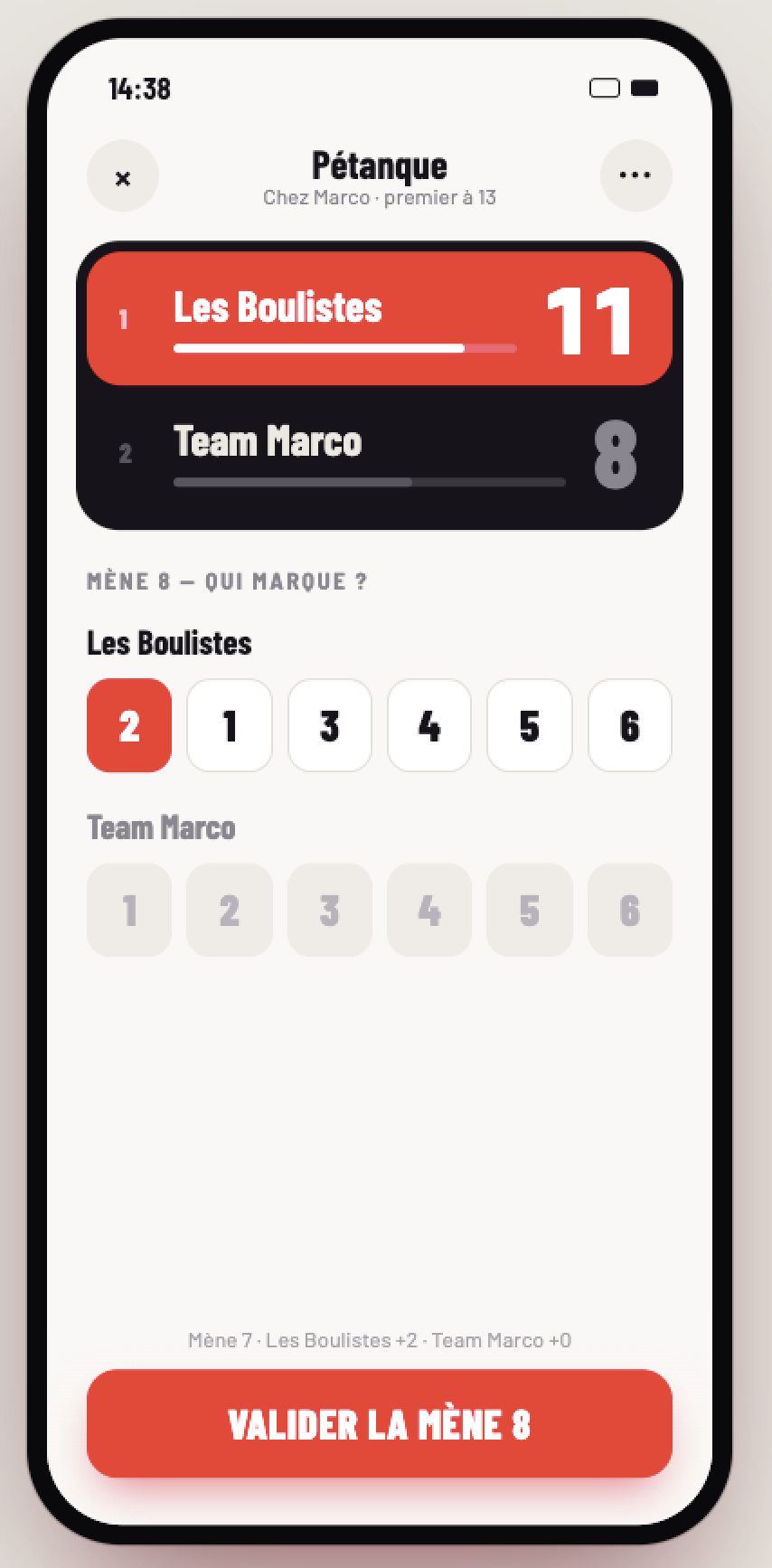 Écran de saisie de score d'une mène de pétanque dans l'app skor.